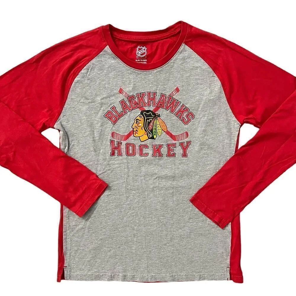 NHL Chicago Blawkhawks Hockey Red Gray Raglan Long Sleeve Tee Youth XL 18/20